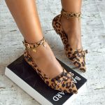 Tara Leopard Flat