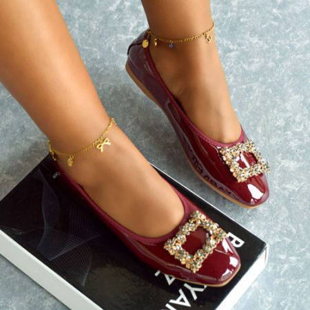 Travis Maroon Flat