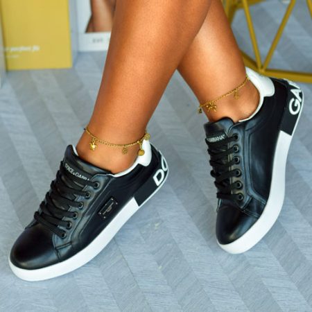 Estefania Black Sneaker