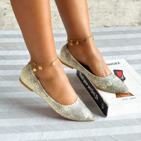 Tucker Apricot Flat