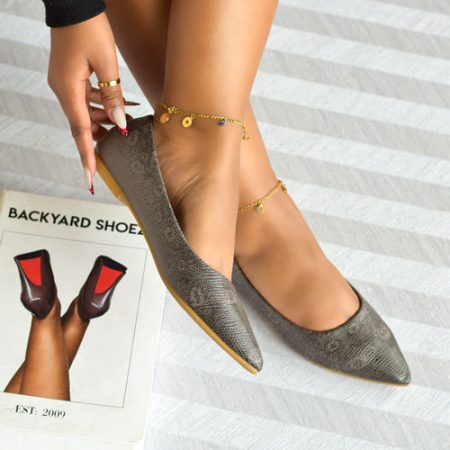 Tucker Grey Flat