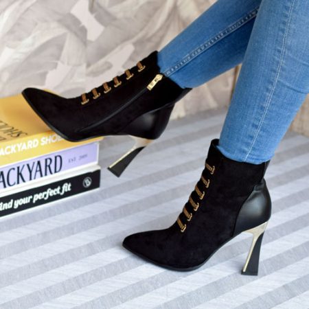 DivaDrop Black Ankle Boot