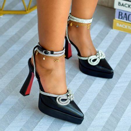 Molly Black Chunky Heel