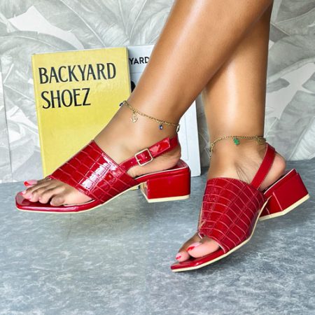 Magnus Maroon Kitten Heel