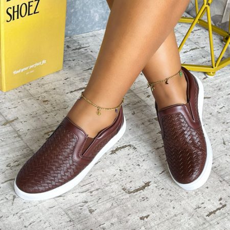 Eisha Brown Sneaker