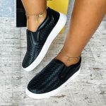 Eisha Black Sneaker