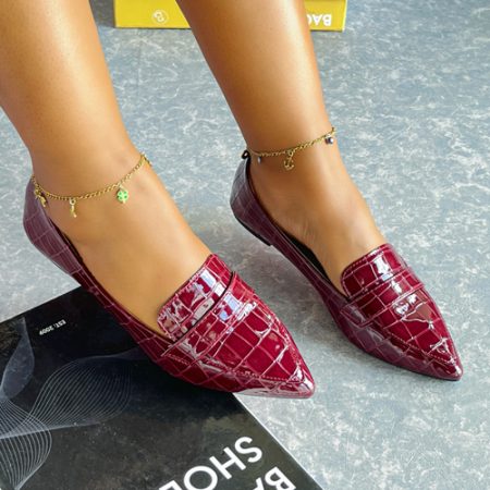 Tobby Maroon Flat Shoes