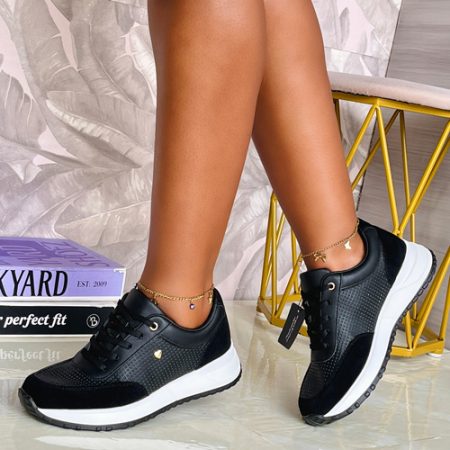 Eulalia Black Sneaker