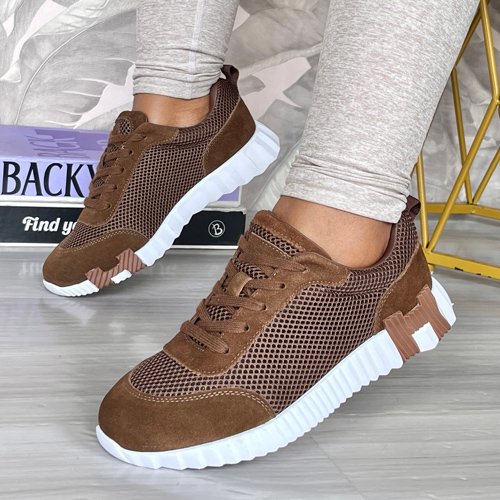 Eryethia Brown Sneaker